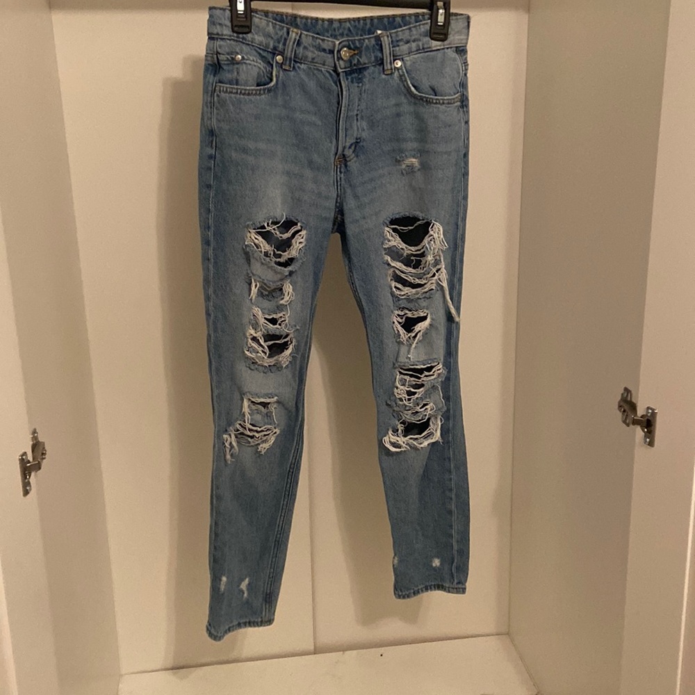 &denim Women’s ripped boyfriend jeans, size 4